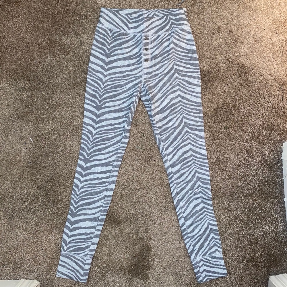 Aerie Sleepwear Zebra Button Front NWT